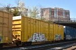 700423